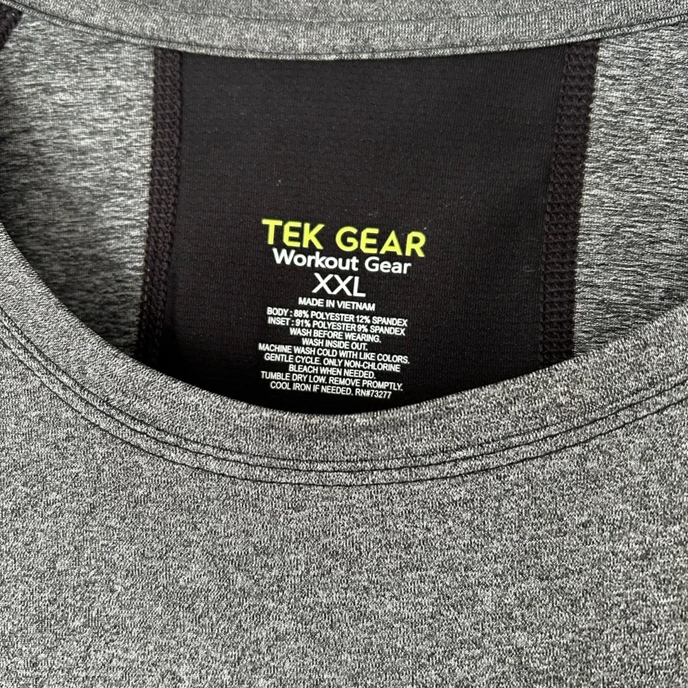 Two Tek Gear Long Sleeve Workout Tops - Picture 5 of 6